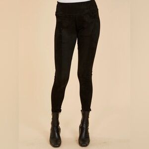 White Birch black faux suede jeggings with pockets